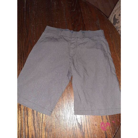 Waist 30R H&M Brown Cotton Flat Front Shorts with Pockets Mid Rise - Picture 1 of 3